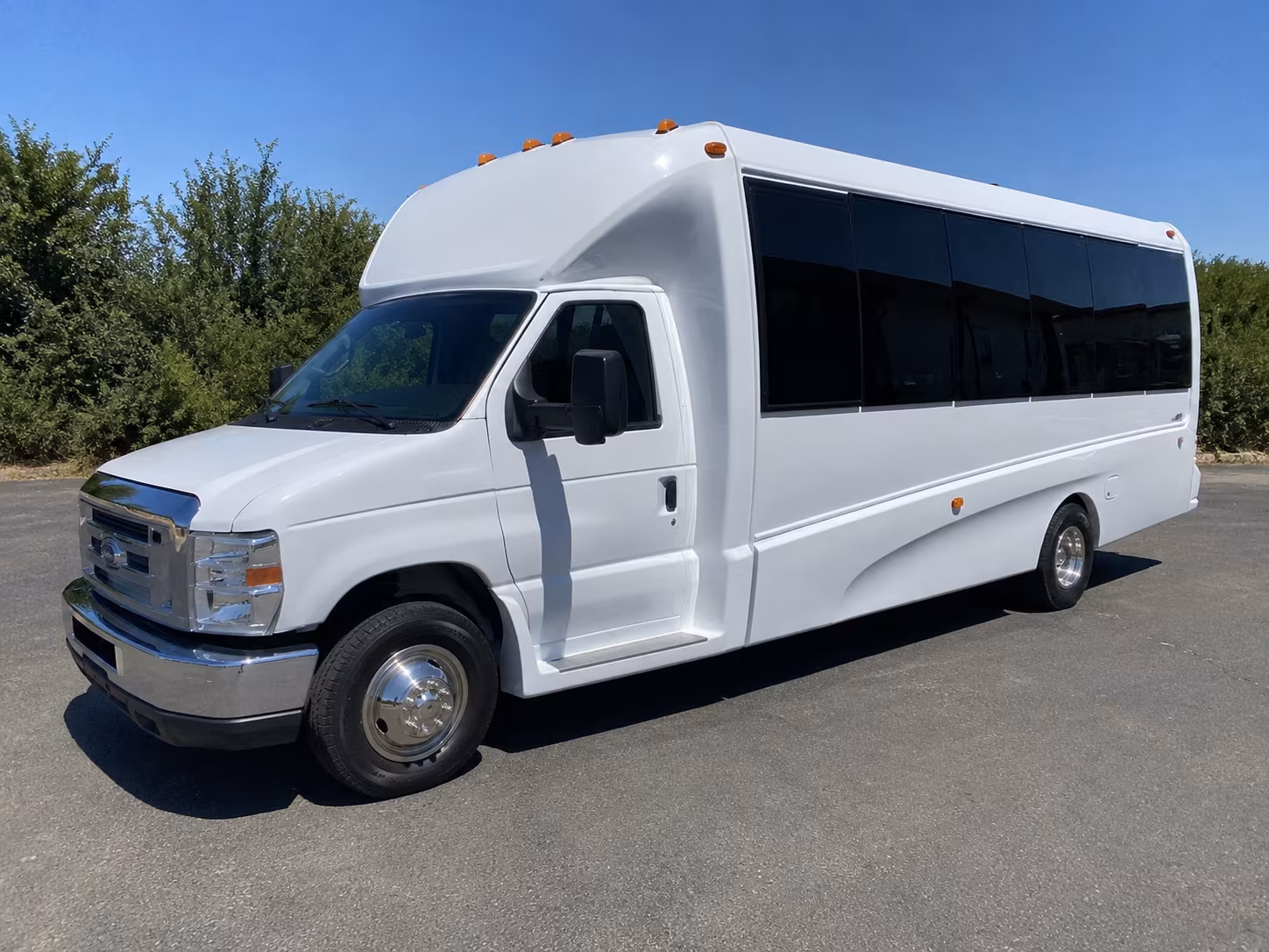 Dallas Birthday, Sweet 16, & Quinceañera Party Bus Rentals