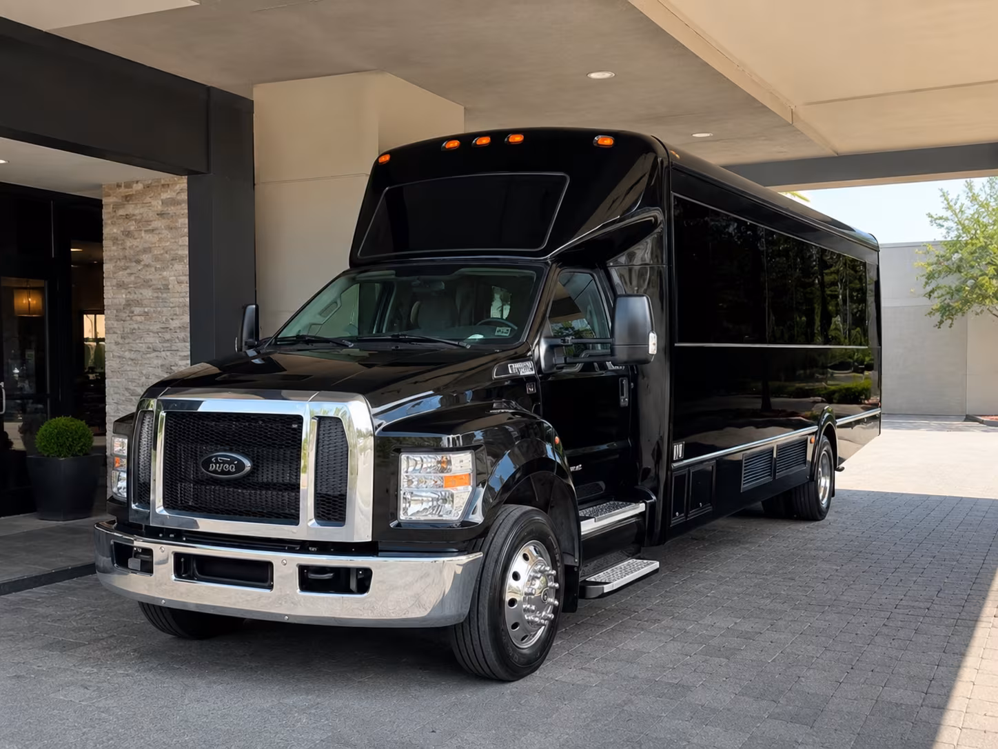Dallas Prom & Homecoming Transportation onboard seating