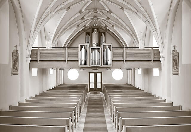 Texas-Church-Inside